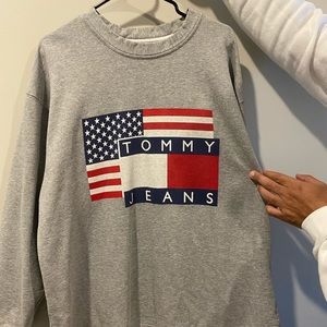 ❤️Vintage Tommy Hilfiger Sweatshirt❤️